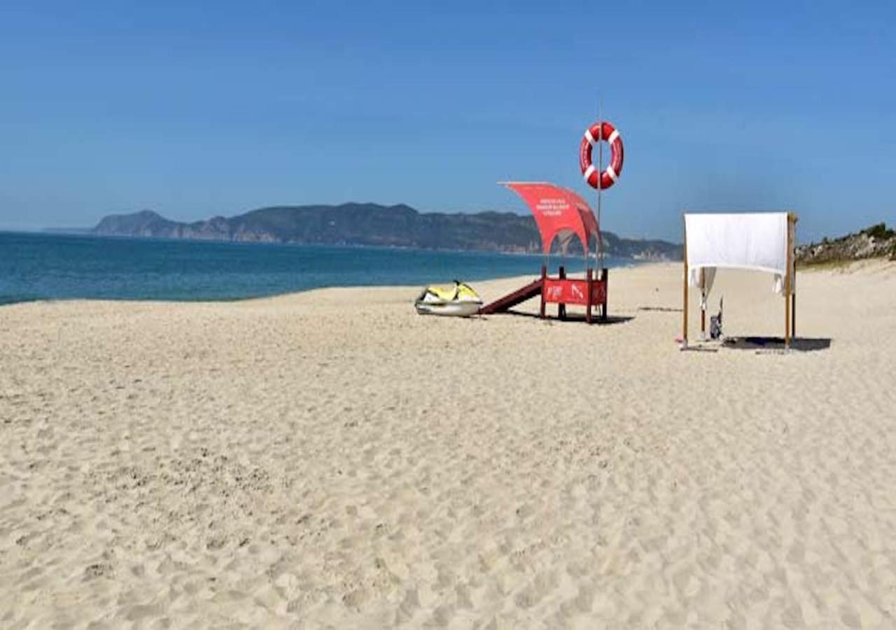Beach Sea View Apartment Setúbal Exteriör bild